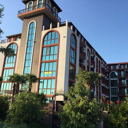Chateau Del Marina Penthouses 内塞伯尔 外观 照片