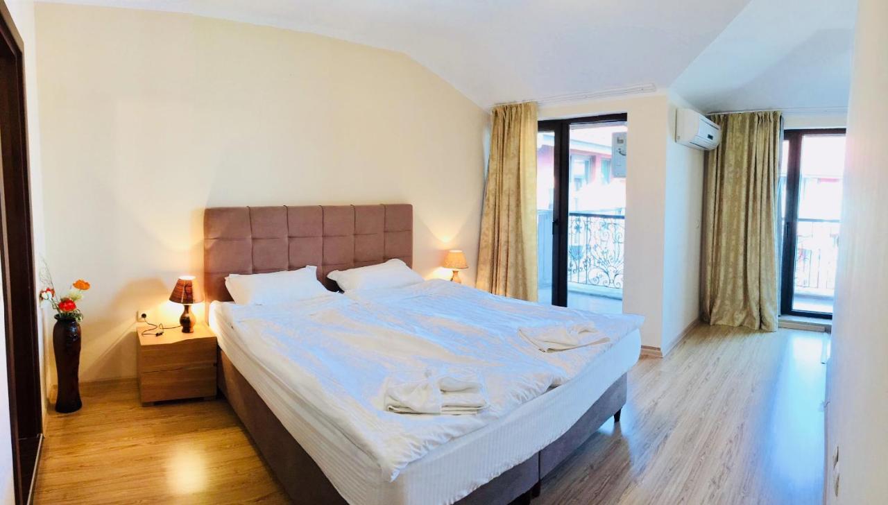 Chateau Del Marina Penthouses 内塞伯尔 外观 照片