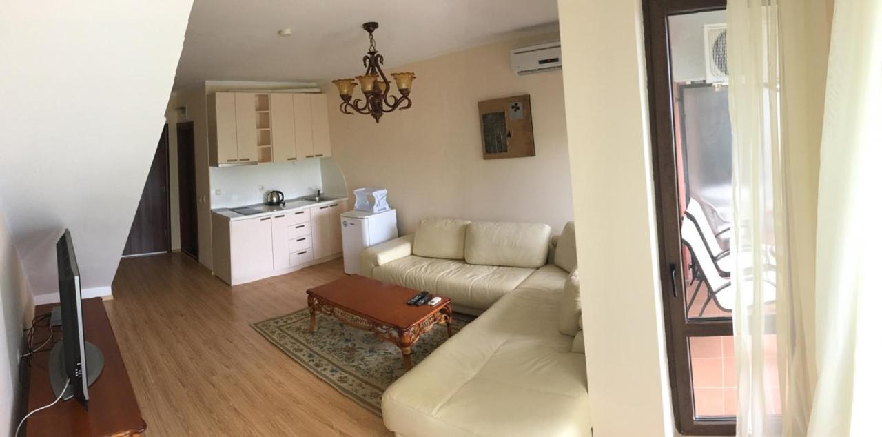 Chateau Del Marina Penthouses 内塞伯尔 外观 照片