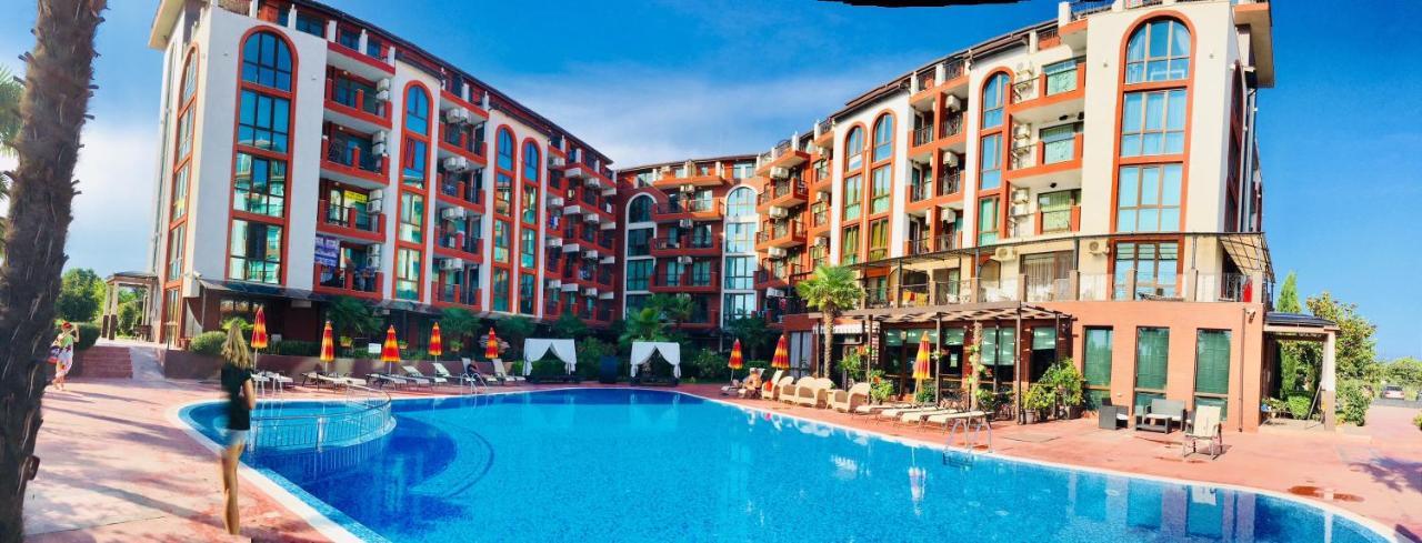 Chateau Del Marina Penthouses 内塞伯尔 外观 照片