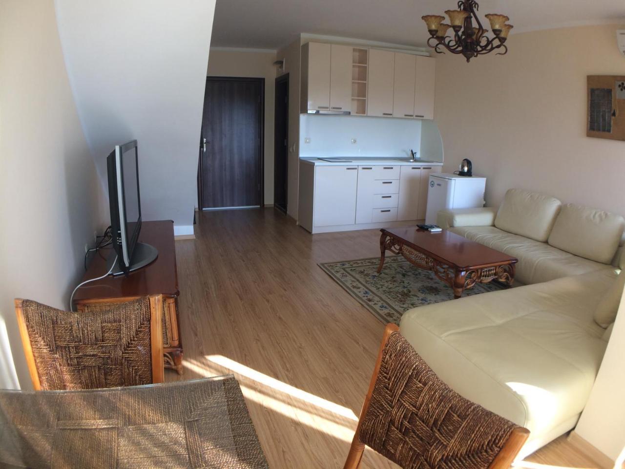 Chateau Del Marina Penthouses 内塞伯尔 外观 照片